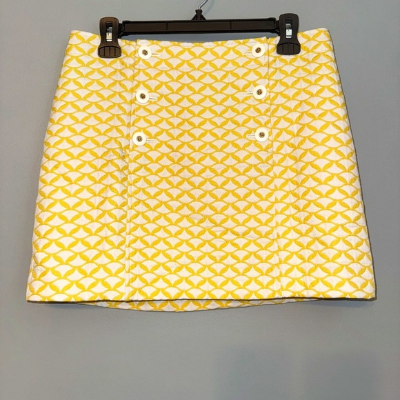 EUC Vineyard Vines Geometric Yellow & White A Line Mini Skirt Size 6 - Picture 1 of 5